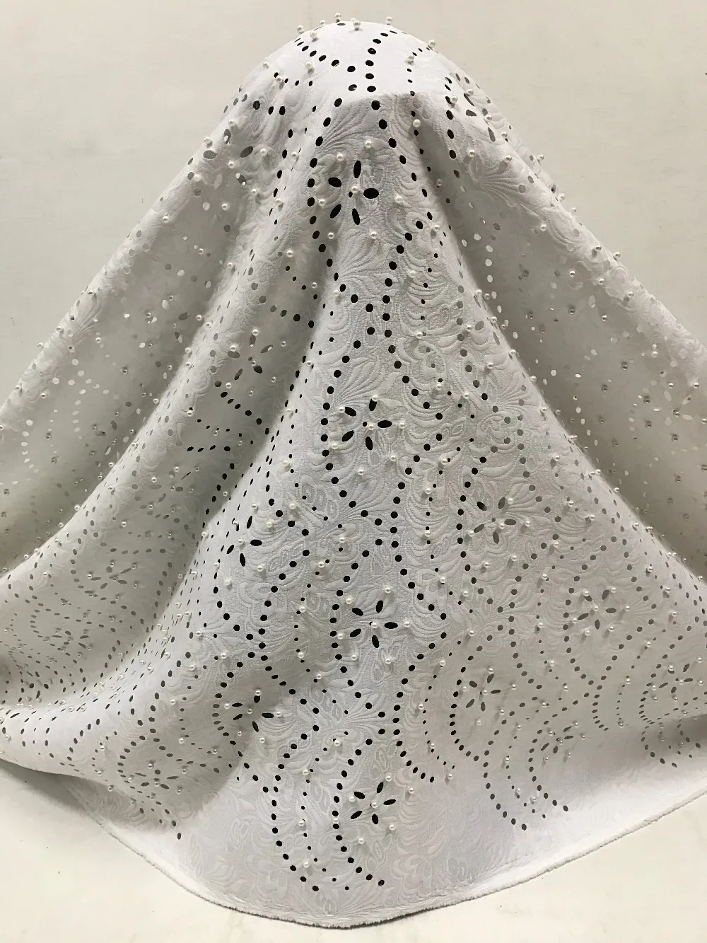 Latest African Swiss Laser Cutting Lace Fabric With Beads And latest High Quality Bridal French lace | Дом и сад