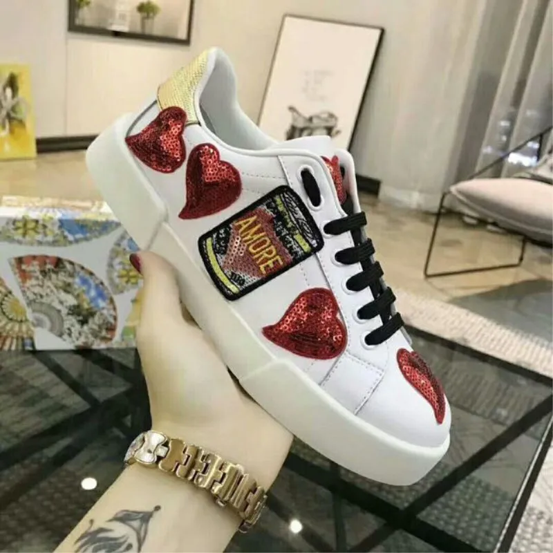 

New fashion white shoes red stars leather shoes thick-soled shoes star white platform bottom casual shoes round head women's sho