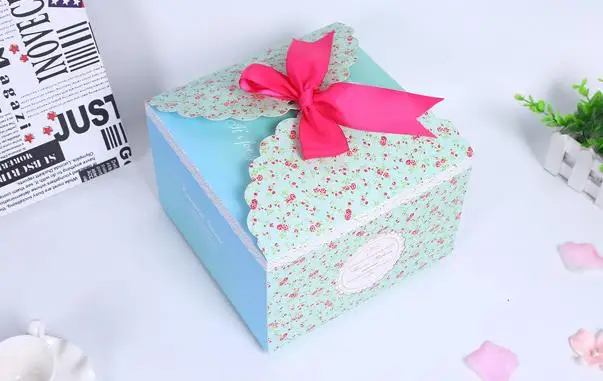 

Flower pattern square large gift box wedding favor candy boxes+ribbon birthday Christmas party present package wrap pink green