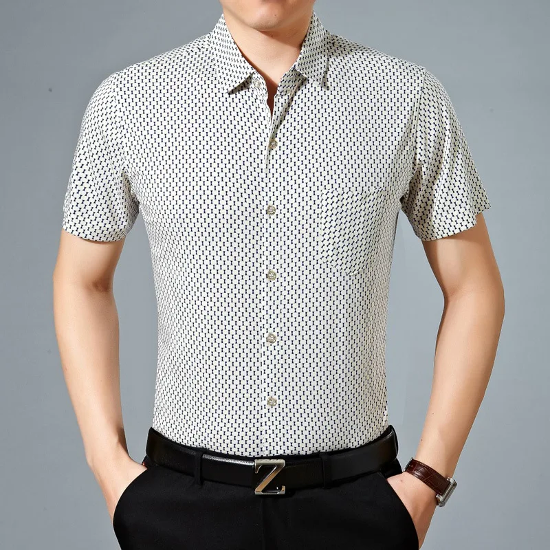 

2019 Summer New Short Sleeve V-Neck T-Shirt Men Fashion Pinstripe Collar T Shirt Men Slim Fit Tee Shirt SIZE XL XXL