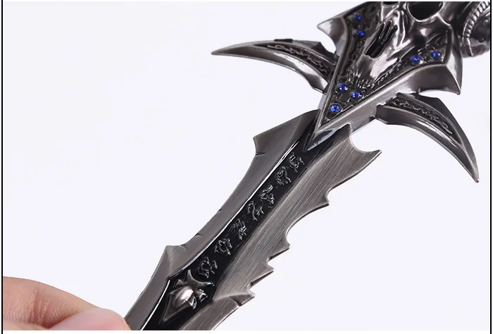 22 см или 30 см Высокое качество сплав Frostmourne меч инкрустированный синий бриллиант, WOW Lich King Arthas оружие Модель с носителем инструмента