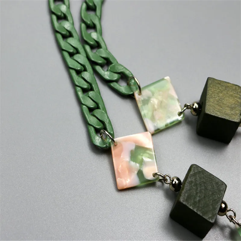 Женское квадратное ожерелье с подвеской в форме ромба элегантное зеленого цвета