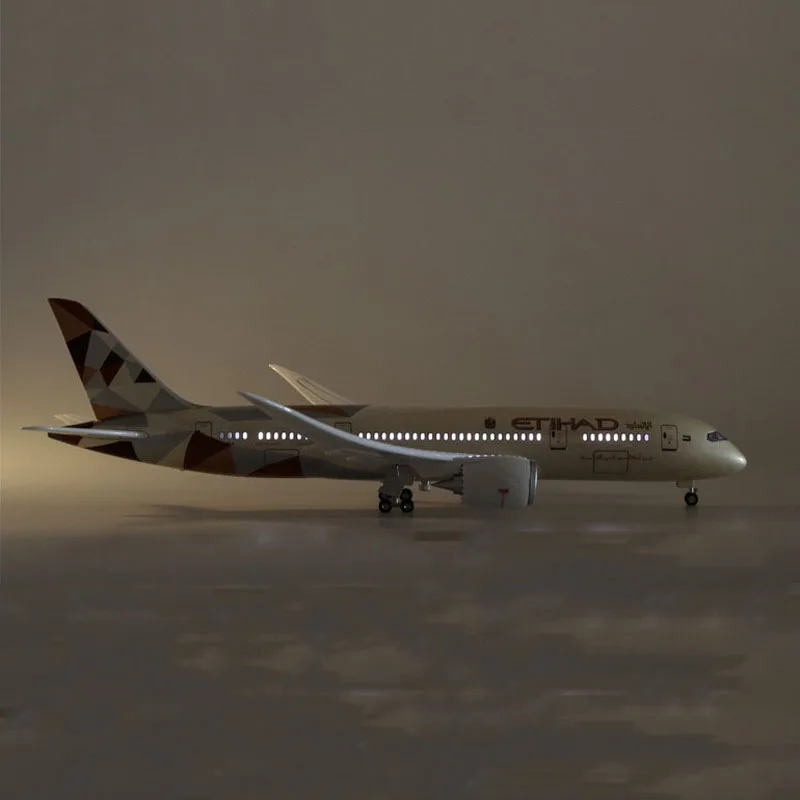 1/130 масштаб 43 см самолет Boeing B787 Dreamliner ETIHAD Модель самолетов W свет и колеса литая