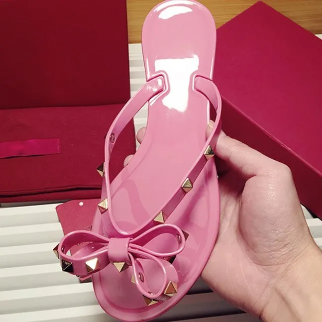 Модные летние шлепанцы женские на плоской подошве с бантом крутые пляжные для