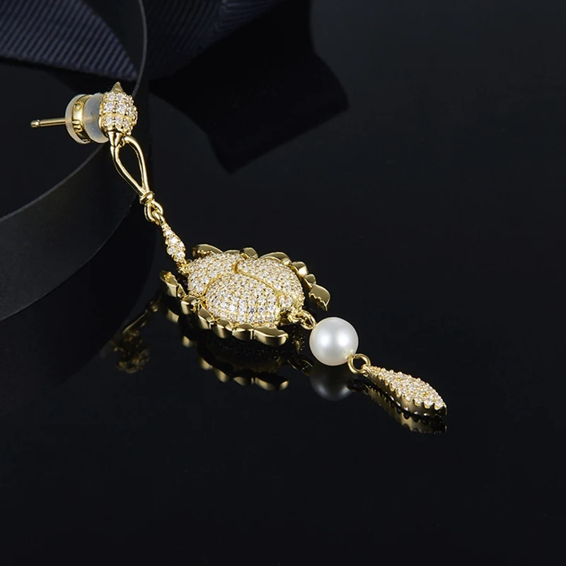 Роскошные смешанные циркониевые серьги-гвоздики в форме насекомого ожерелье