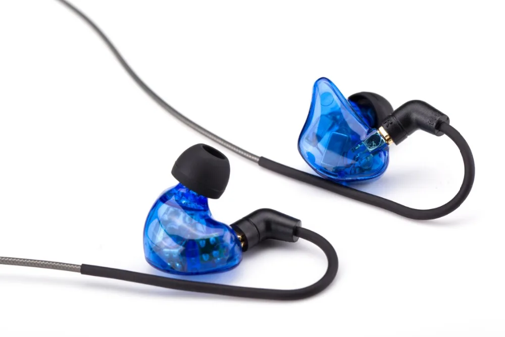 Сбалансированные арматурные наушники с двумя движущимися железными блоками