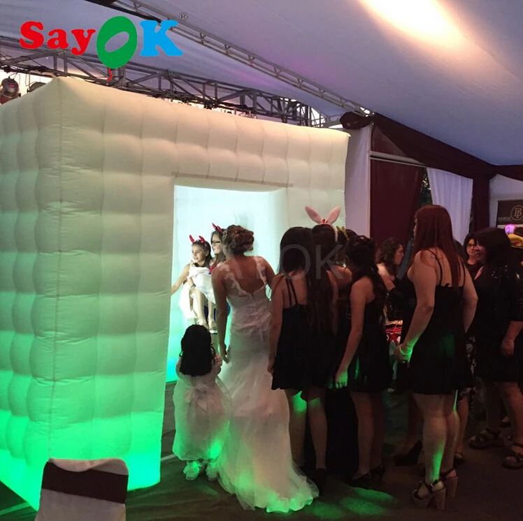 2,5 м/8.2ft куб надувные Photo Booth фон для фотосъемки фото киоск с светодиодный осветительные приборы и воздуходувки для вечерние свадебные Нью-Йорк(1/2/3 двери