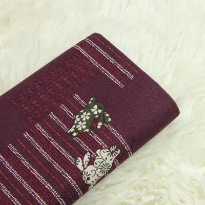maroon Полуфабричная импортная хлопчатобумажная льняная ретро мягкая ткань с рисунком кролика, ручная работа «сделай сам» Лоскутная работа, сумка, ткань A601 - Цвет: maroon