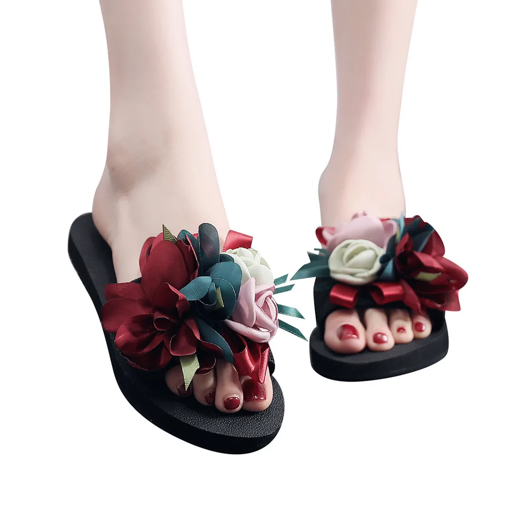 Женские богемные тапочки на плоской подошве с большими лепестками летние