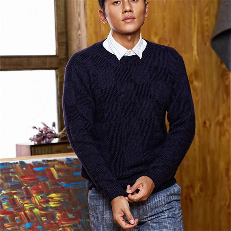 

100% hand made pure wool Oneck knit men fashion plaid solid pullover sweater customized