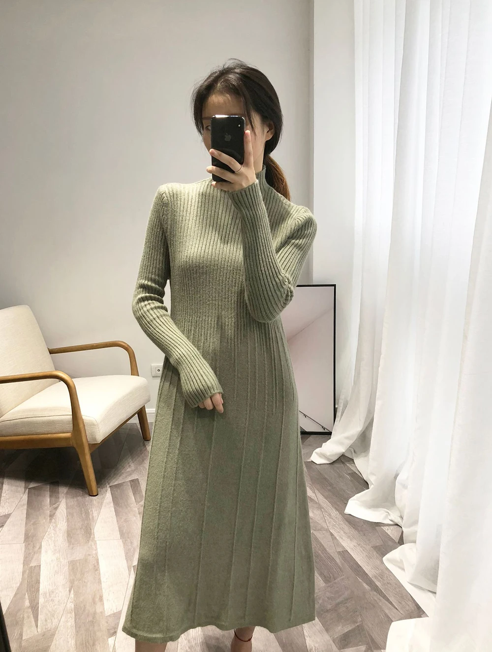 Свитер женский вязаный с воротником-стойкой | Женская одежда