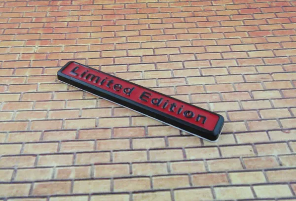 Авто автомобиль красный черный ограниченная эмблема издание значок