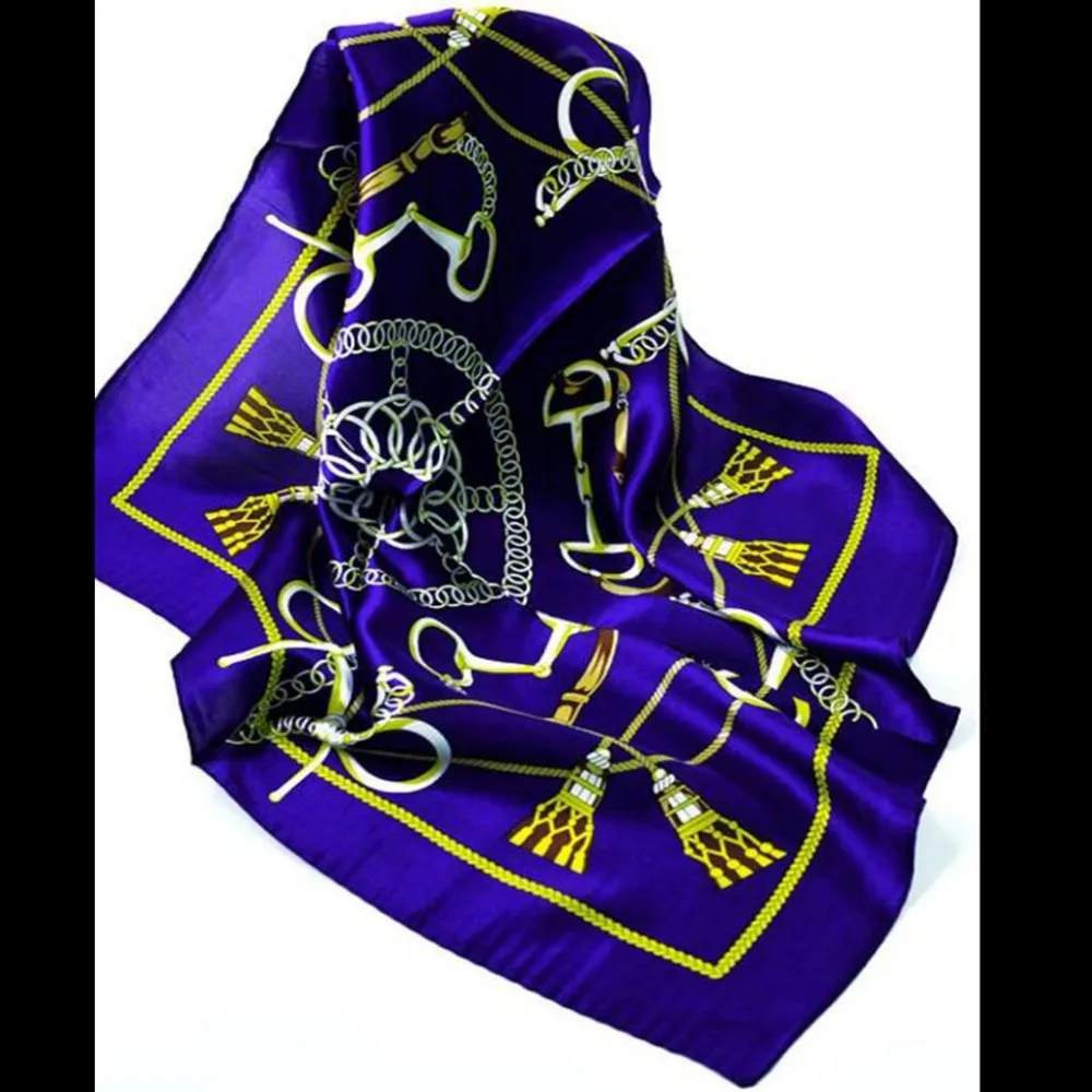 Шарф бандана с модным принтом и цепочкой маленький квадратный шелковый шарф для