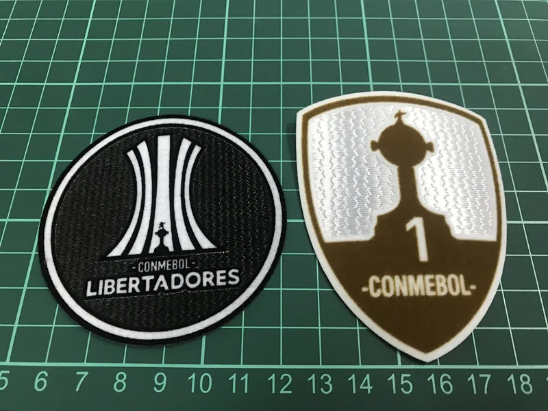 2018 LIBERTADORES CONMEBOL PARCHE SET palmeira/SAN Lauren COPA CUP трофей 1 значок|copa libertadores|parche conmebolbadge badges |