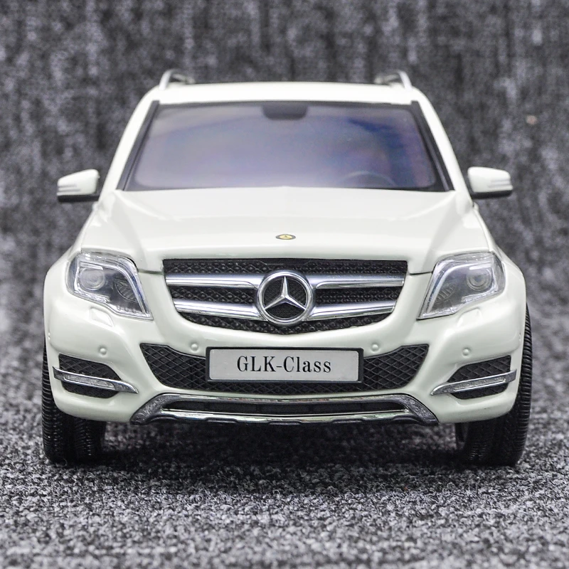 Литье под давлением 1:18 роскошная модель Benz GLK300 автомобили сплав статическая