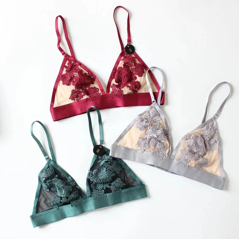 Комплект женского кружевного нижнего белья с чашками пуш ап 3/4|lingerie set|brief setembroidery