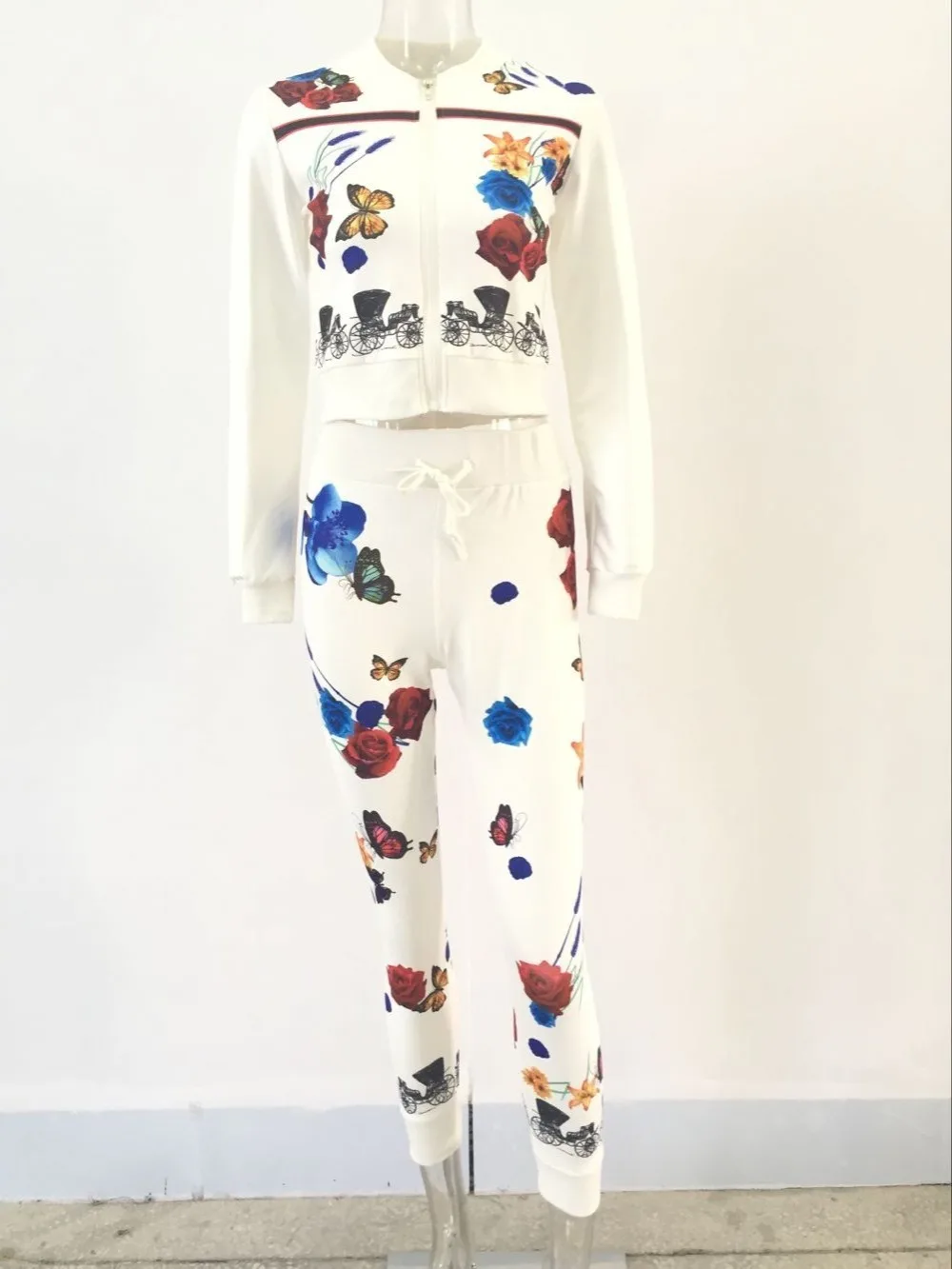 Женский спортивный костюм с цветочным принтом OMILKA черный повседневный длинным