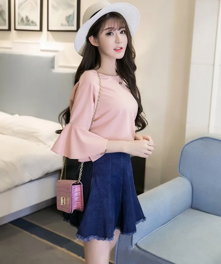 Fashion Flare Sleeve Chiffon Shirt Korean Pure Color Plus Size Shirts O-neck Short Blusas Summer Women's Tops and Blouses |