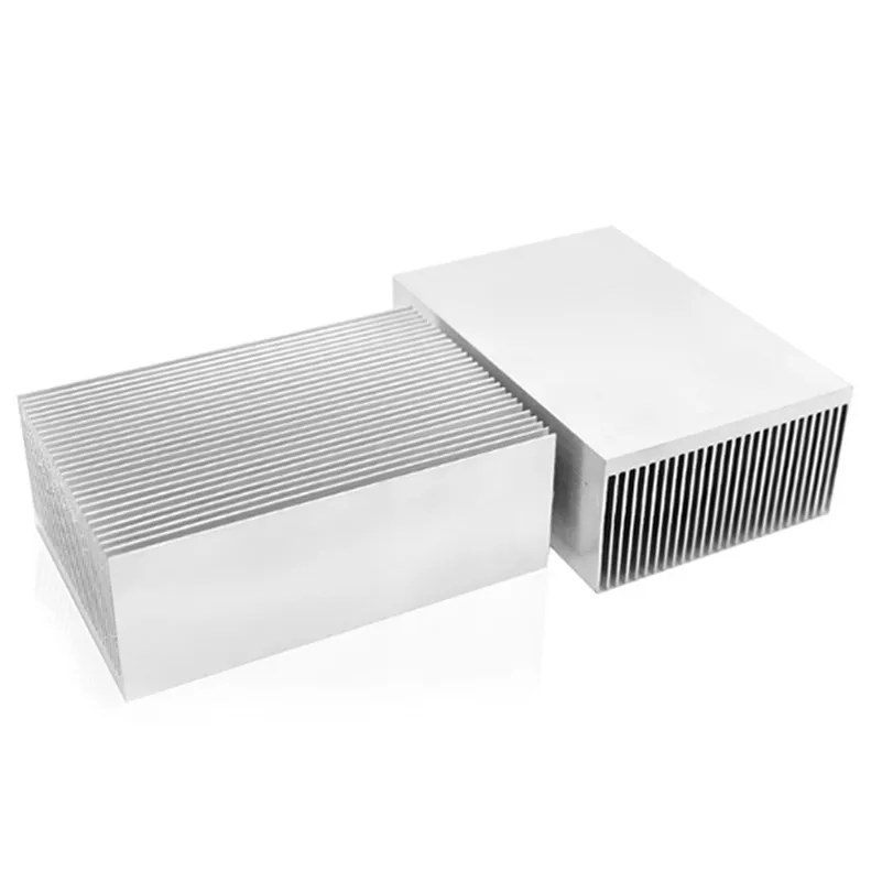 Большой алюминиевый радиатор охлаждения ребра для IC светодиодный Усилитель