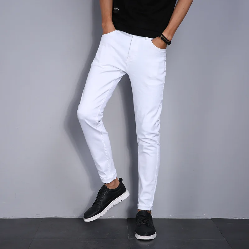 Тонкие летние мужские джинсы чисто белые тонкие маленькие прямые красивые