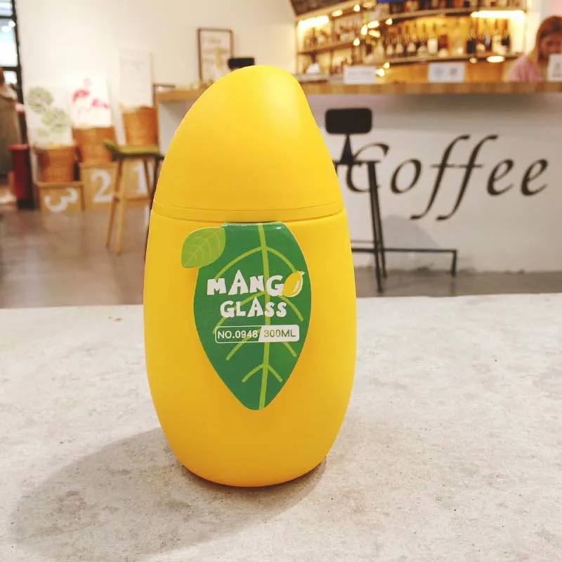 Креативная стеклянная бутылка для воды в форме манго с силиконовым ремнем
