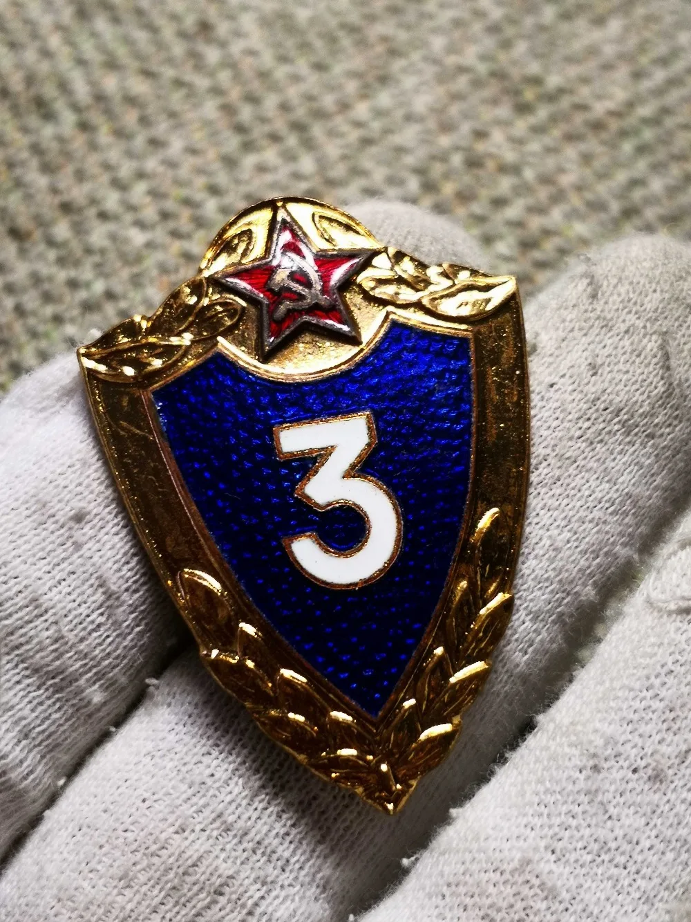 Значок солдата СССР, красный, пять звезд, уровень 1, 2, 3, медные эмалированные пуговицы, брошь в виде медали