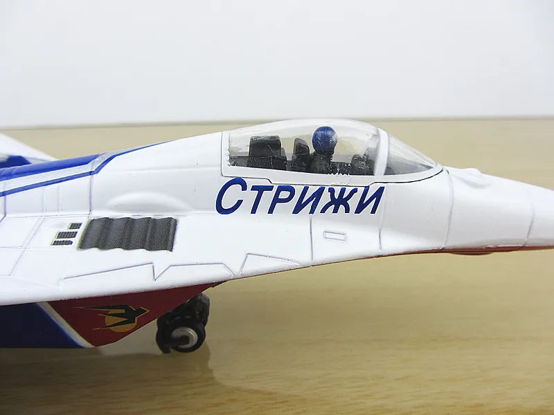 RIAN DAY 1/72 масштабная военная модель игрушки Mikoyan MiG-29 Fulcrum Swift Aerobatic Team Fighter литой металлический самолет модель игрушки