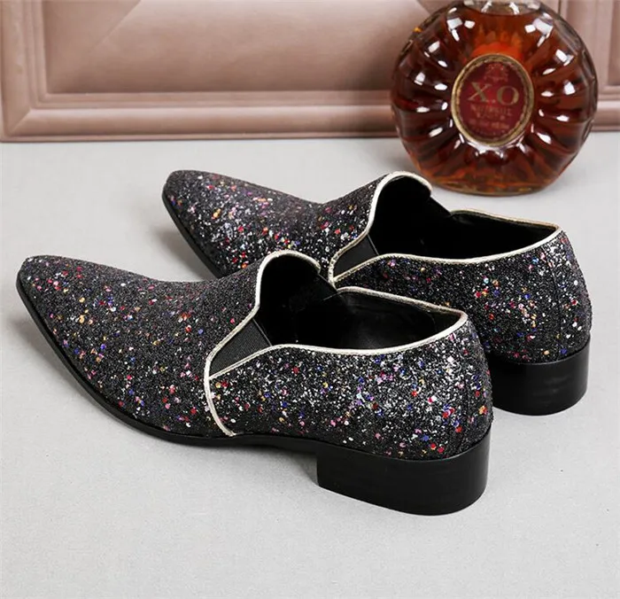 Броги мужские с блестками повседневная обувь в британском стиле заостренный