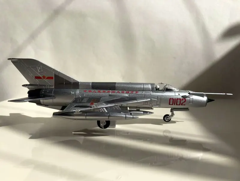 WLTK 1/72 масштаб военная модель игрушки PLAAF MiG 21 рыбий боец литой металлический
