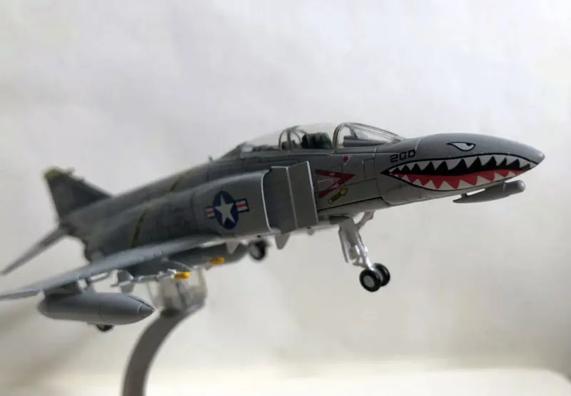 WLTK военная модель 1/100 весы F 4 Phantom II VF 84 веселый Роджерс боец литой металлический