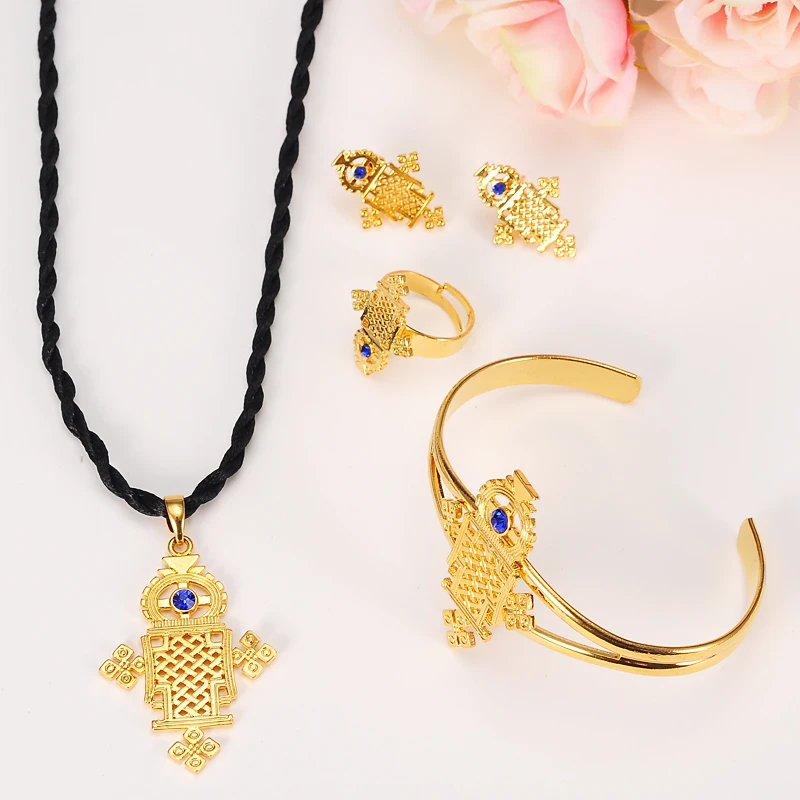 Комплект женских ювелирных изделий из колье серёг и кольца | Украшения