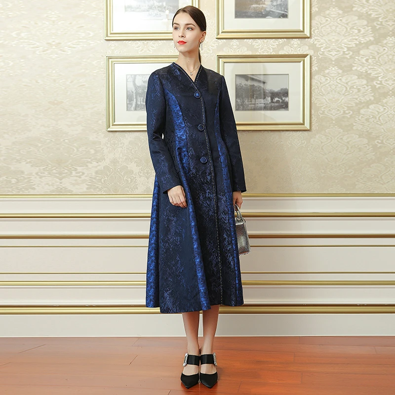 Женское длинное пальто-туника VOA облегающее из шелка с жаккардовой вышивкой