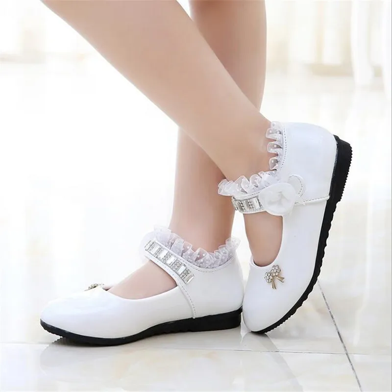 

QGXSSHI Children Shoes Girls Shoes Princess Girls Fashion Leather Sneaker Lovely Flower Kids Soft Sole Leather Flats