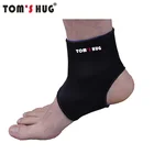 1 пара; Поддержка Брейс защита колена Tom рисунком обнимающих бренд стопы Баскетбол Футбол бадминтон против вывихнутых лодыжек теплый уход