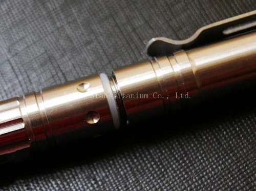 Harga Titanium TC4 EDC 155M Panjang 70G Pena Taktis Glossy / Matte Permukaan Pilihan Kuat Tahan Lama Kualitas Tinggi Dengan Pertahanan Diri