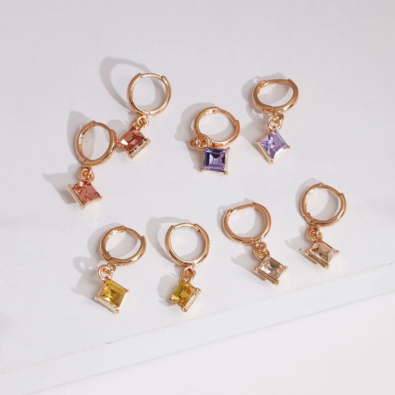 Женские маленькие серьги с металлическими кристаллами разноцветные Серьги Brincos