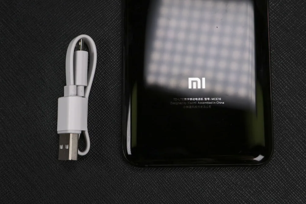 100% оригинальные Xiaomi спортивные Bluetooth наушники мини версия Беспроводные с