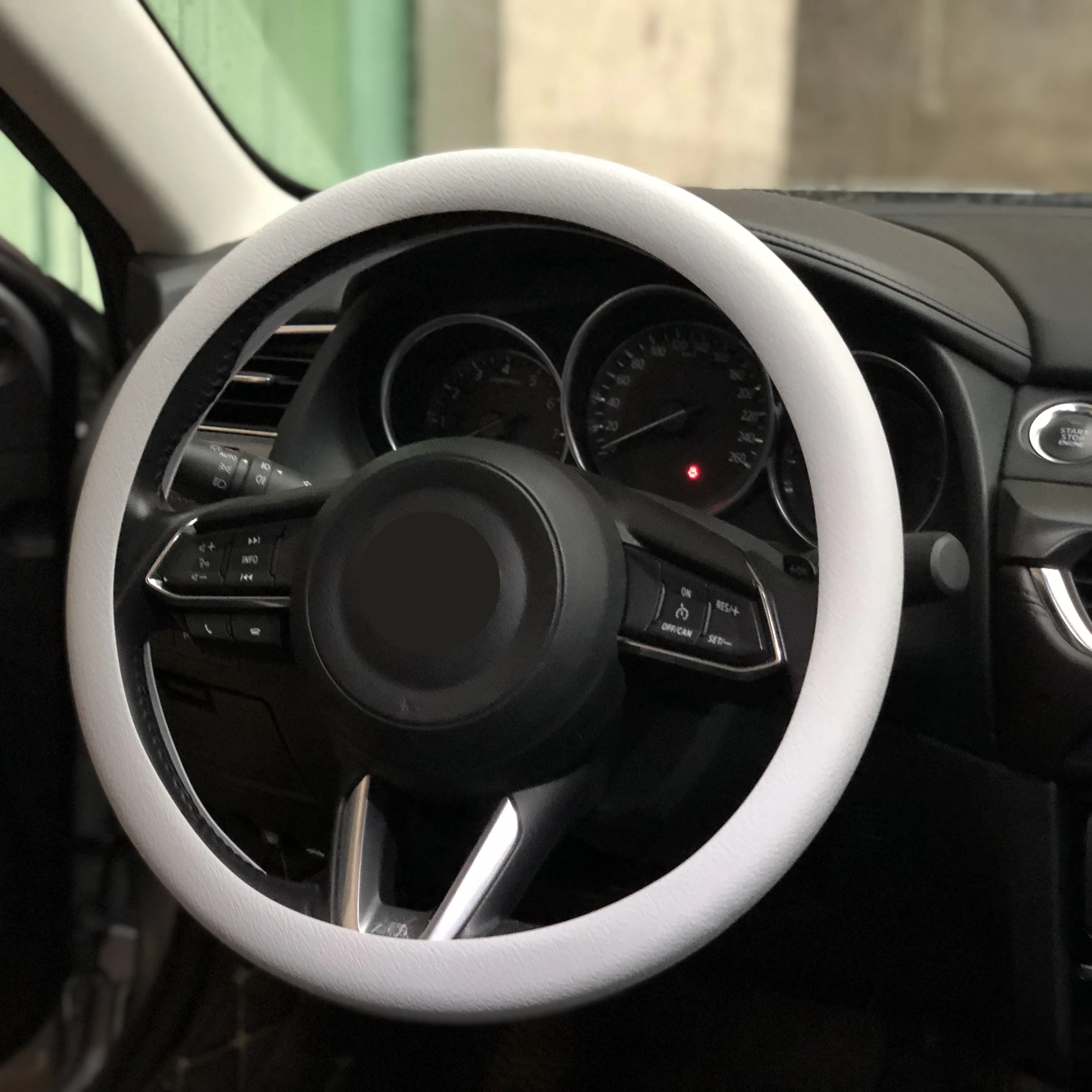 Автомобильный силиконовый чехол на руль для Mazda 2 3 5 6 CX CX7 8 CX9 4 30 MX Atenza Axela BT 50 Hazumi Takeri