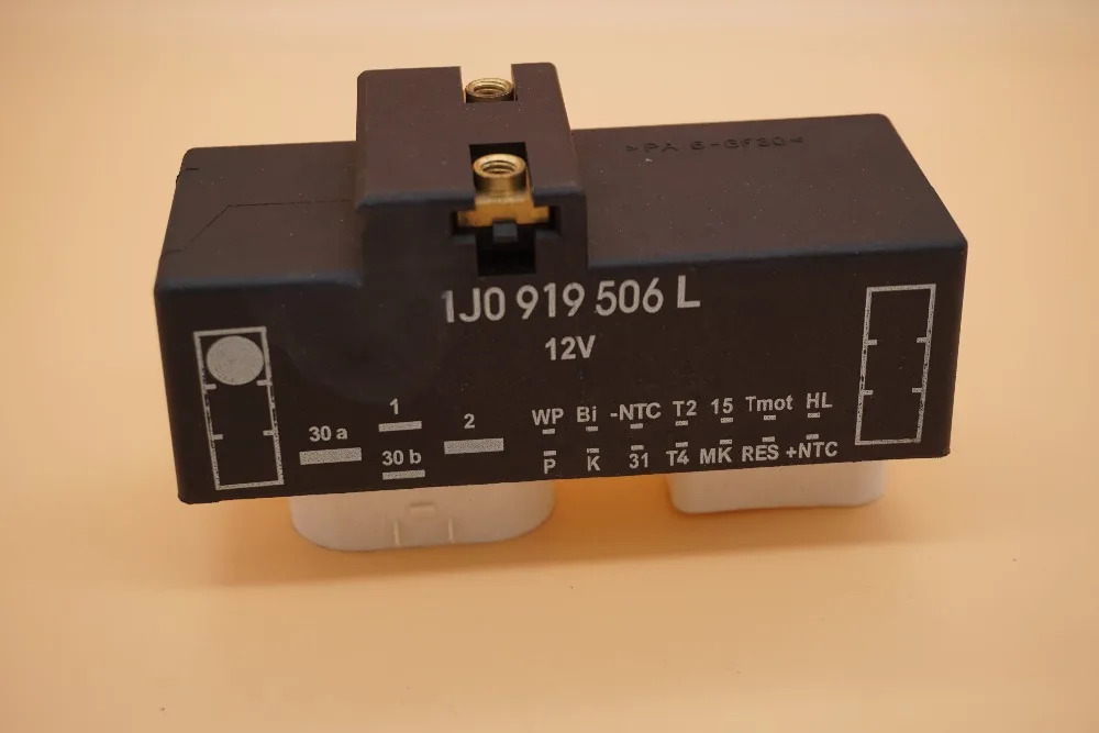 Радиатор Вентилятор охлаждения релейный модуль управления для VW 1J0919506L Audi A3 Seat Leon