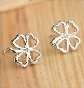 

Hot Fashion Wholesale Fashion Vintage Personality Cute Clover Pierced Earrings Jewelry Accessories