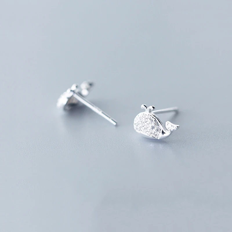 Женские серьги гвоздики из серебра 925 пробы с Китом|Серьги-гвоздики| |