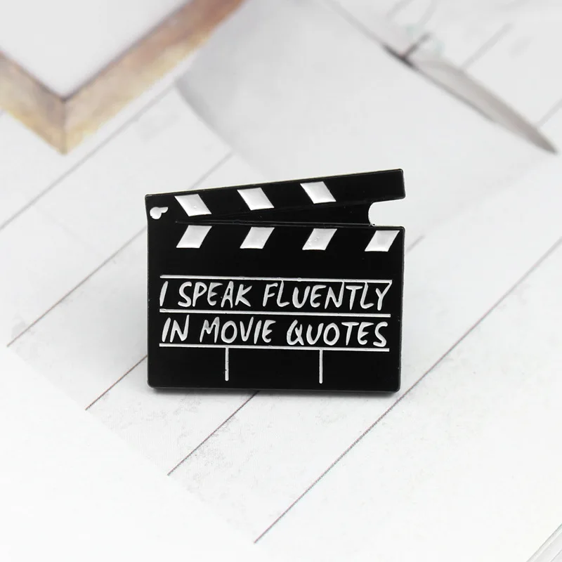 Оригинальная брошка в виде капельного масла с героями мультфильмов модная