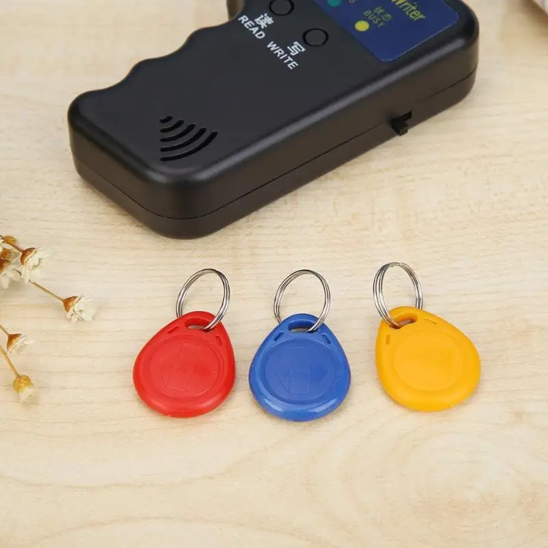 Ручной RFID считыватель 125 кГц записывающее устройство для идентификации ведущая