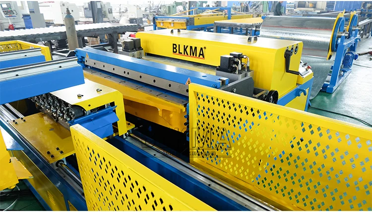 Фото Blkma абсолютно hvac Канальные производственная линия 4 машины 1500 мм с высокого Blkma абсолютно hvac Канальные производственная линия 4 машины 1500 мм с высокого