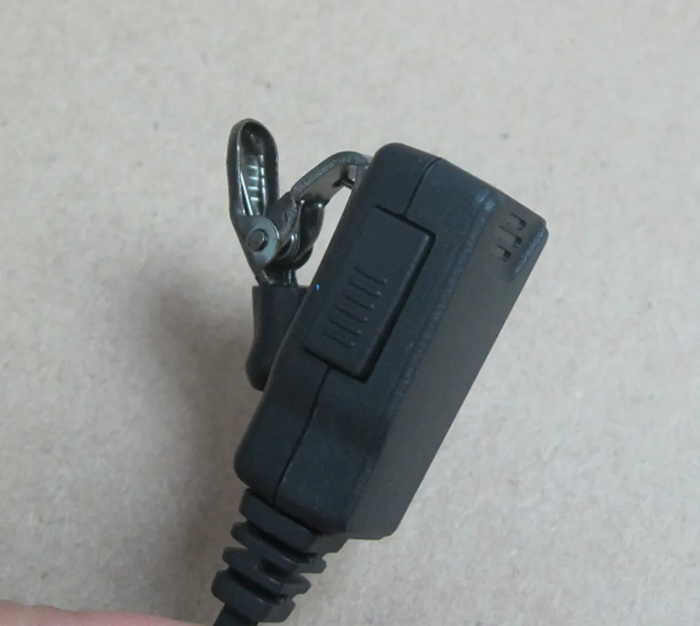 

OPPXUN Walkie talkie headset for Motorola CP88, CP040. CP100, CP110, CP125, CP150, CP200, CP250, CP300 radios