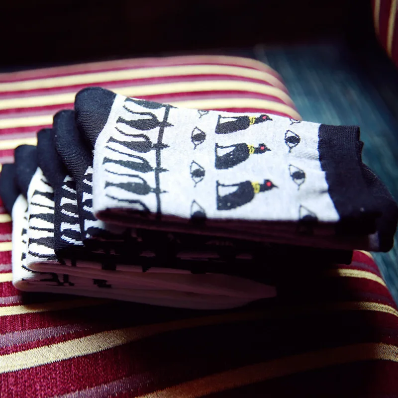 10 Пар/лот Новые зимние мужские носки черные глаза личность ретро тенденция