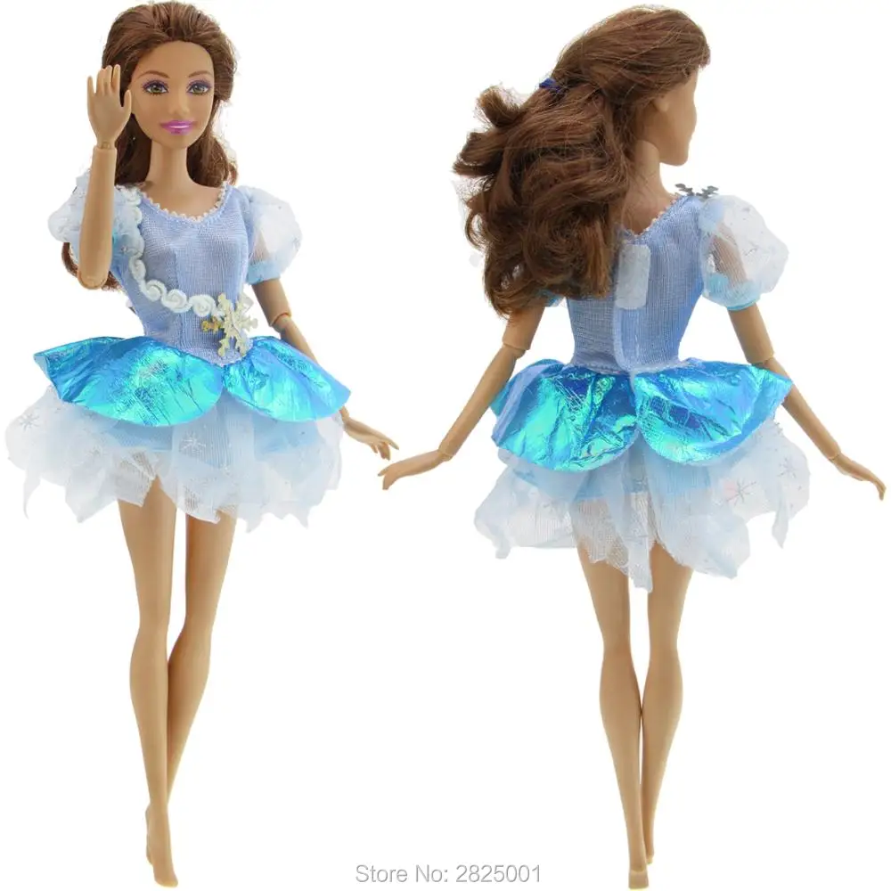 Мини платье ручной работы со снежинками и рукавами пузырьками кружевное