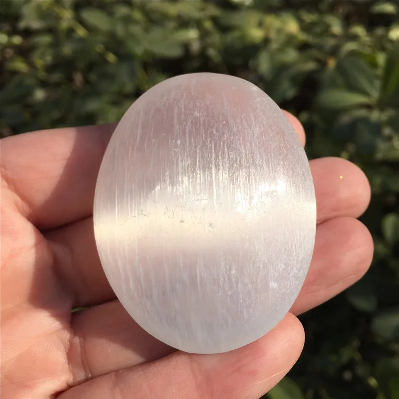 Beautiful Natural White Selenite Palm Stone Gemstone Irregular Smooth Polished Pebble Healing Home Decoration | Дом и сад
