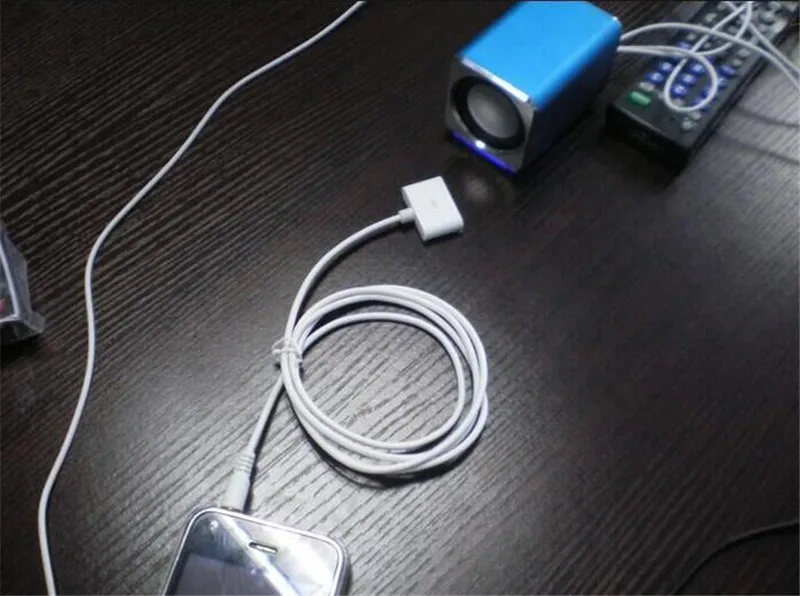 30pin female adapter to 3.5mm male sound dock input connector for iphone | Мобильные телефоны и аксессуары
