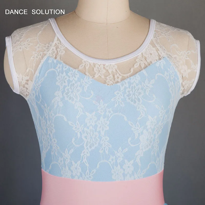 Лирическое балетное платье бледно голубое танцевальное для девочек мягкая